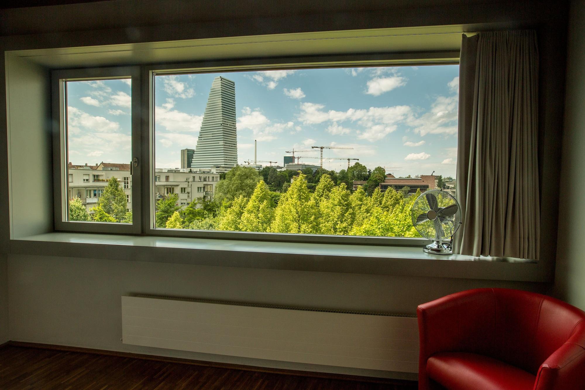 Dasbreitehotel Am Rhein Basilea